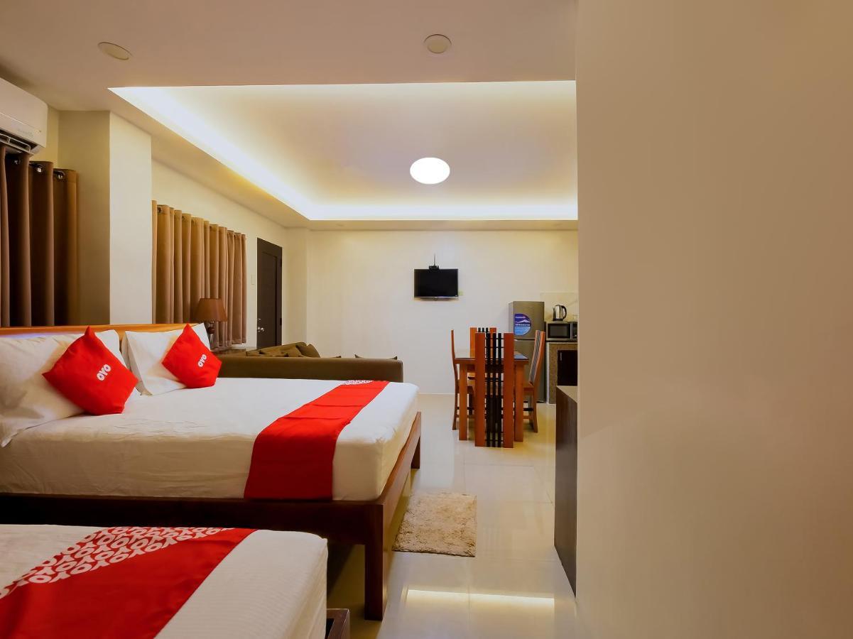 OYO 848 Dona Aurora Condotel Quezon City Esterno foto